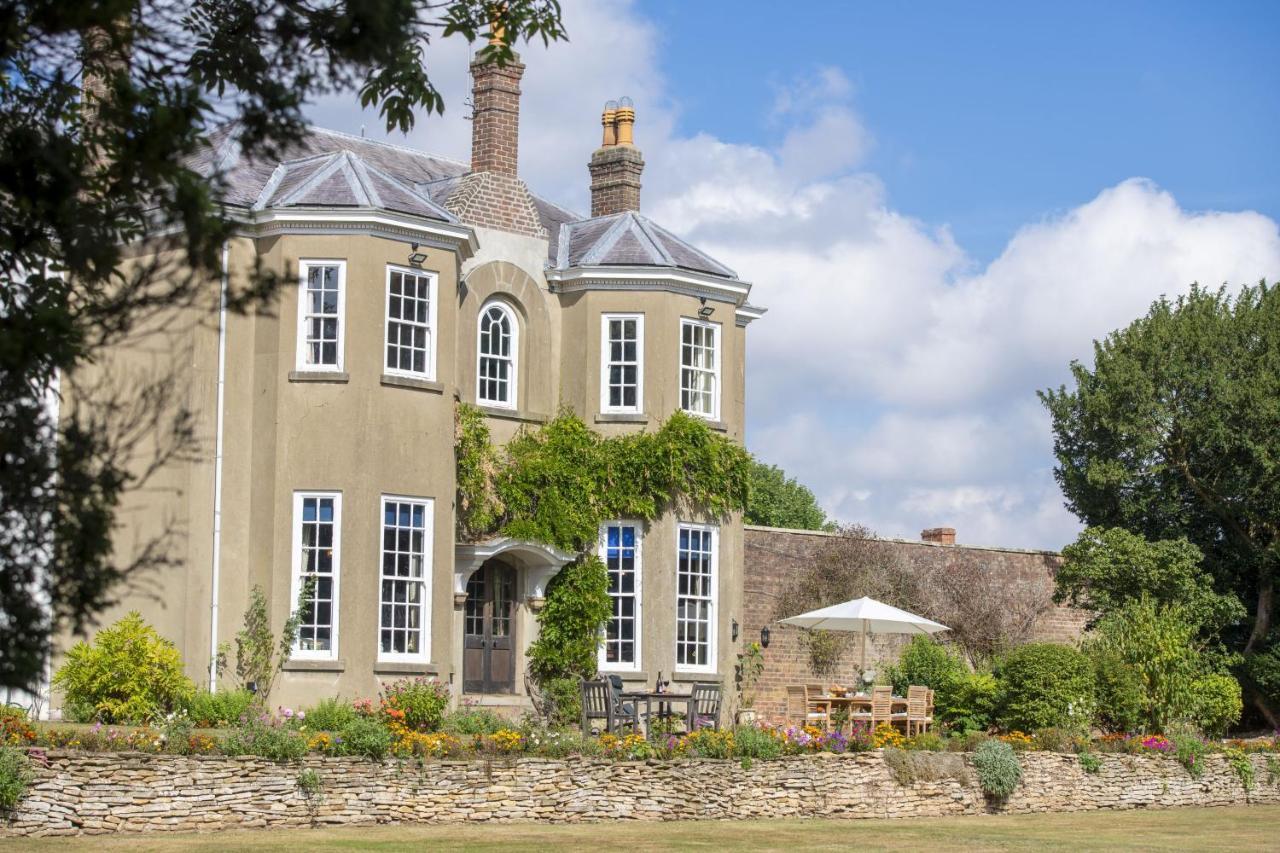 Upper Helmsley Hall York Esterno foto