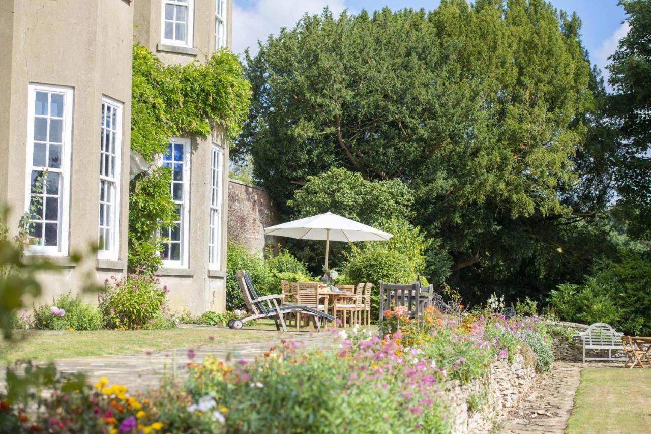 Upper Helmsley Hall York Esterno foto